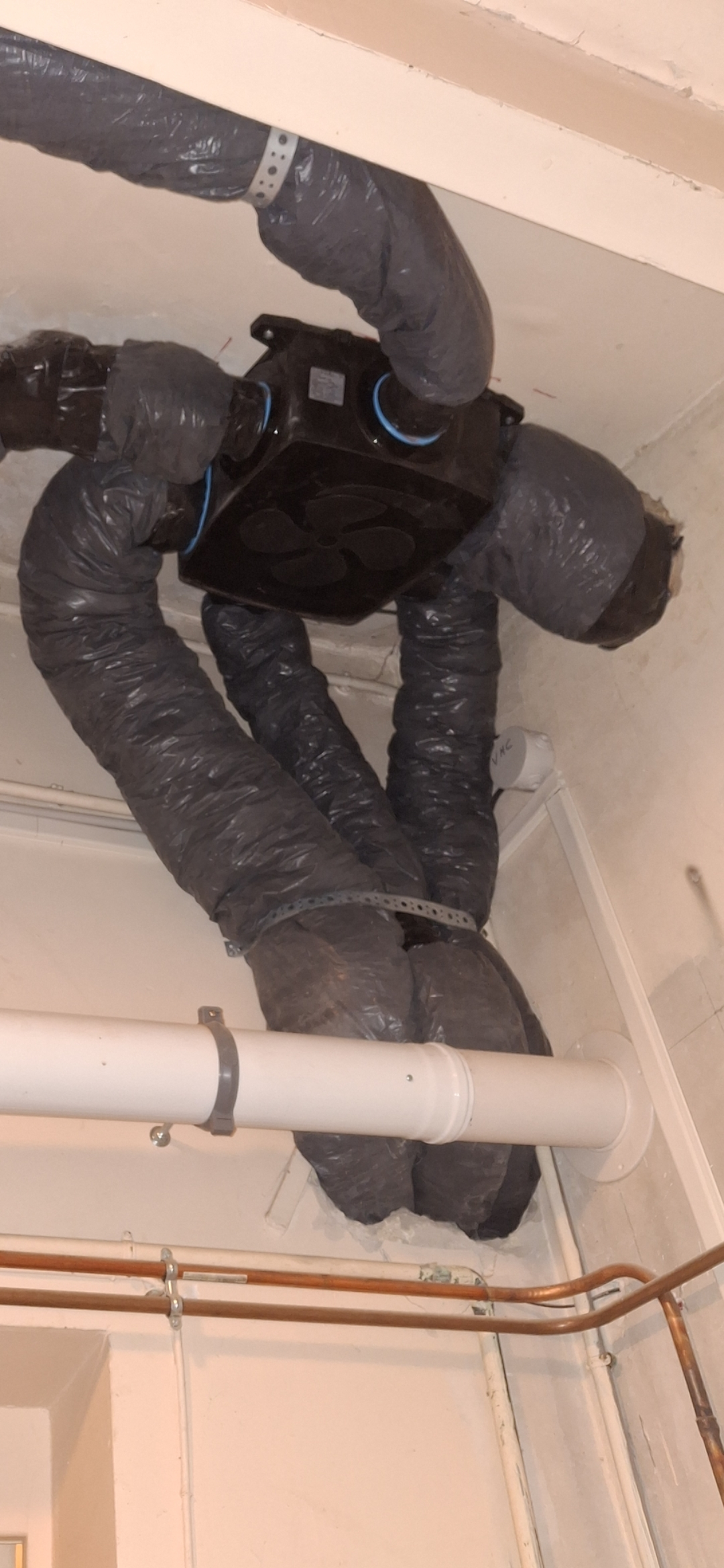 vmc hygroréglable,installation vmc hygroréglable,entretien vmc hygroréglable,installateur vmc hygroréglable,ventilation hygroréglable,vmc hygro essonne,hygroreglable