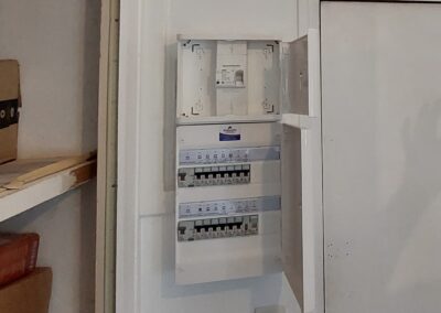 Tableau électrique rénové et mis en conformité dans un appartement à Yerres